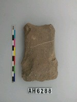 藏品(磨製石斧)的圖片